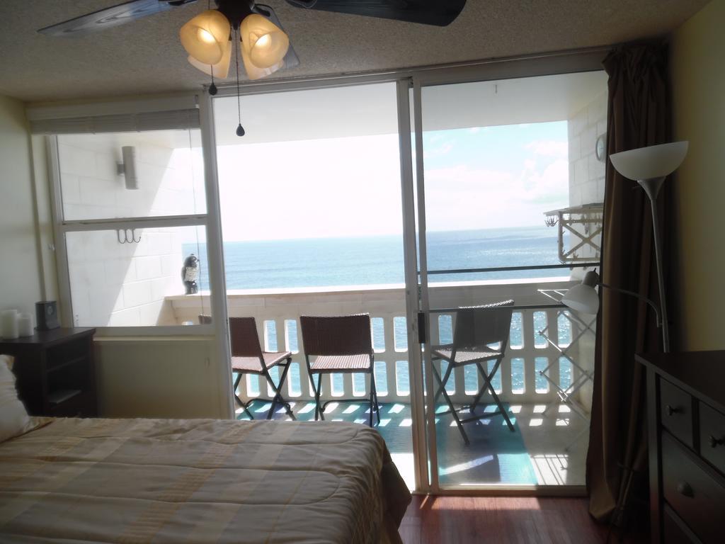 Makaha Beach Cabanas Penthouse 호텔 Waianae 외부 사진
